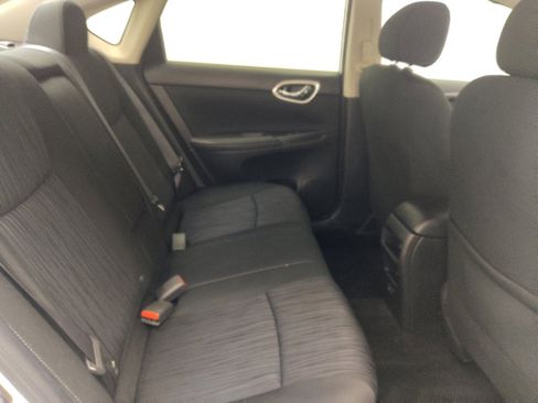 Used 2019 Nissan Sentra SV FWD image 19