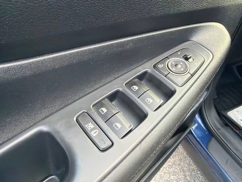 Used 2019 Hyundai Santa Fe SEL AWD/4WD image 14