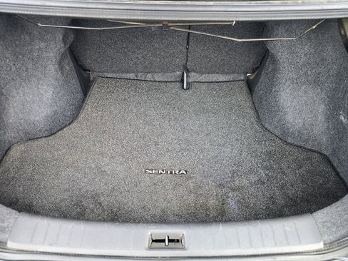 Used 2018 Nissan Sentra SV image 26