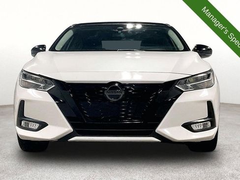Used 2023 Nissan Sentra SR w/ Midnight Edition Package FWD image 4