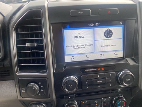 Used 2017 Ford F150 XLT w/ Equipment Group 302A Luxury image 33