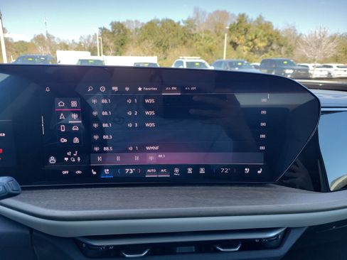 Used 2025 Audi Q5 Premium Plus w/ Premium Plus image 23