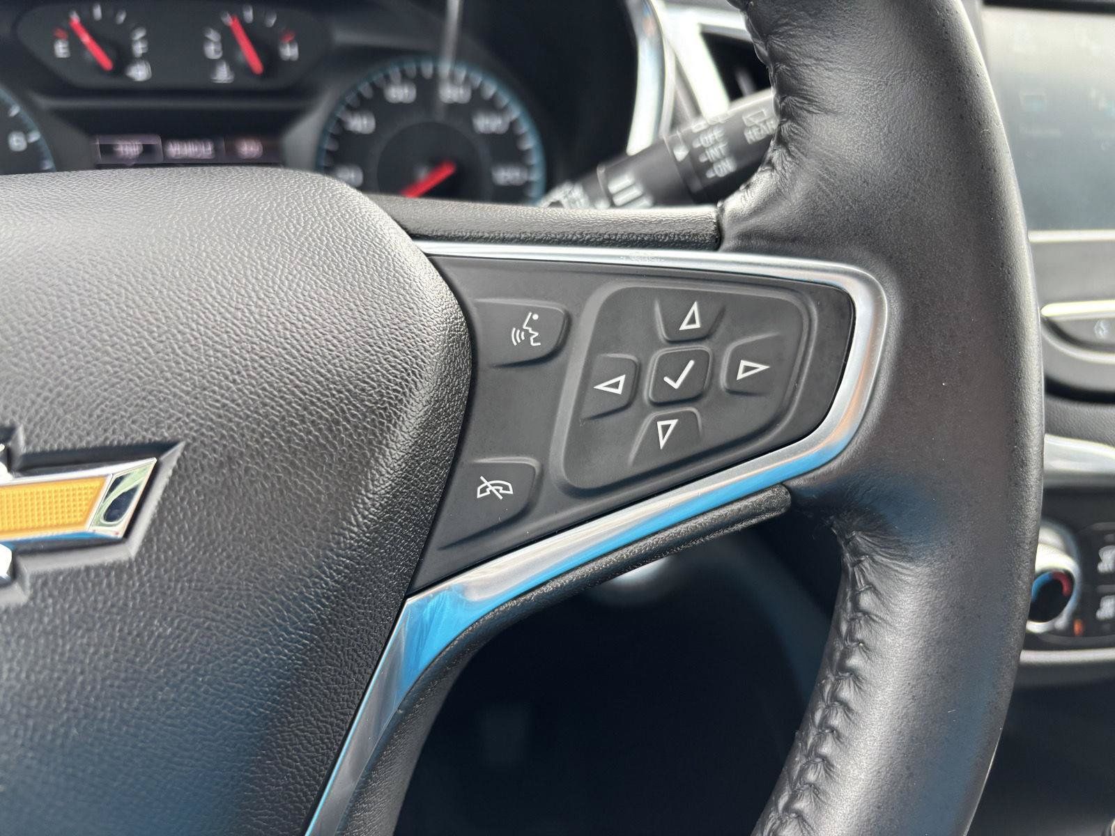 Used 2018 Chevrolet Equinox LT AWD/4WD image 20