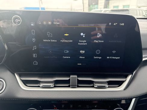 Used 2025 Chevrolet Equinox LT image 23