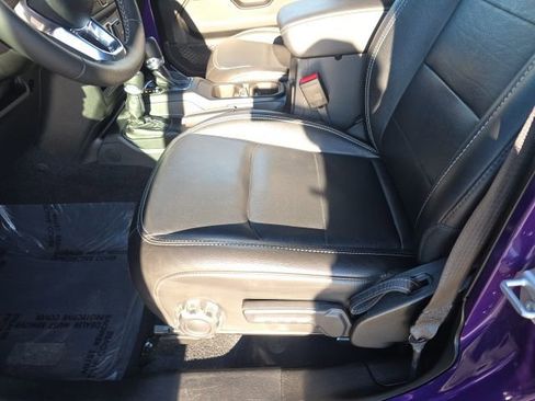 Used 2023 Jeep Wrangler Unlimited Sahara w/ Cold Weather Group image 13