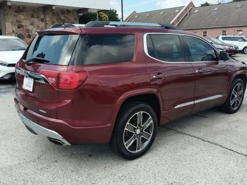 Used 2017 GMC Acadia Denali w/ Technology Package AWD/4WD image 5