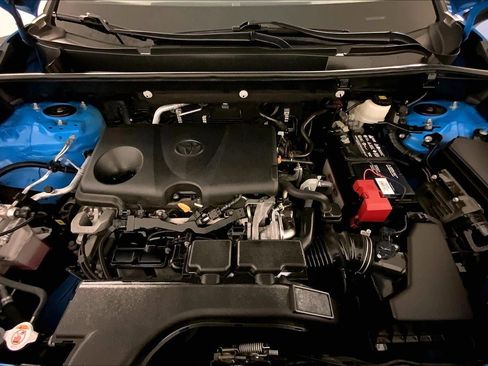 Used 2020 Toyota RAV4 LE w/ All Weather Liner Package image 10
