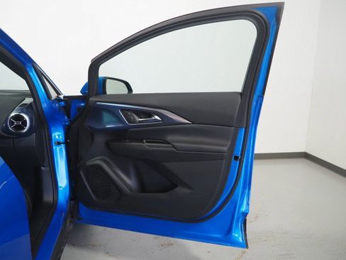 Used 2024 Chevrolet Equinox EV FWD LT w/ 2LT w/ LPO, All-Weather Mat Package image 63