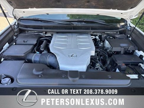 Used 2023 Lexus GX 460 Premium AWD/4WD image 10