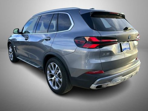 Used 2025 BMW X5 xDrive50e AWD/4WD image 7