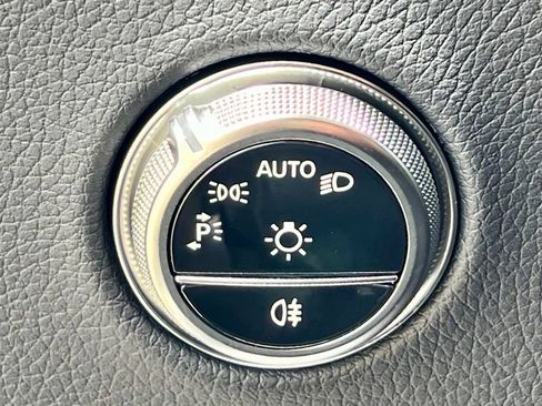 Certified 2026 Mercedes-Benz C 300 4MATIC Sedan image 27