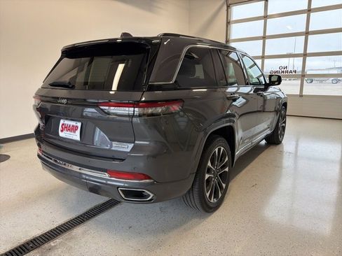 Used 2022 Jeep Grand Cherokee Overland image 9
