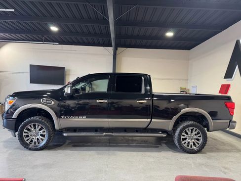 Used 2016 Nissan Titan Platinum Reserve image 8