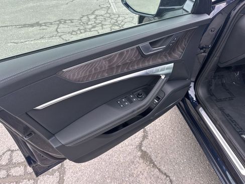 Used 2024 Audi A6 Premium Plus image 10