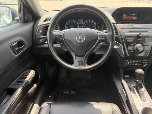Used 2018 Acura ILX FWD image 13