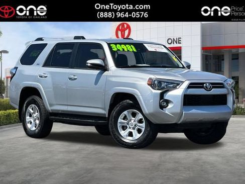 Certified 2021 Toyota 4Runner SR5 Premium AWD/4WD image 1