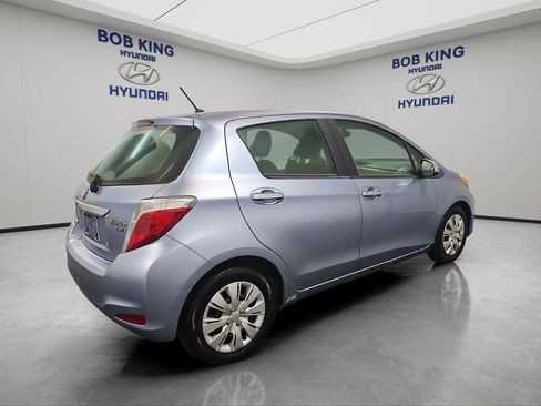 Used 2014 Toyota Yaris LE FWD image 5
