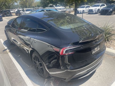Used 2025 Tesla Model 3 Long Range RWD image 3