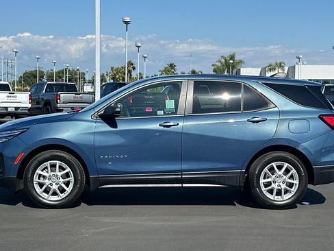 Used 2024 Chevrolet Equinox LS w/ LS Convenience Package FWD image 8