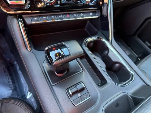 Certified 2023 GMC Sierra 1500 AT4 w/ AT4 Premium Package AWD/4WD image 29