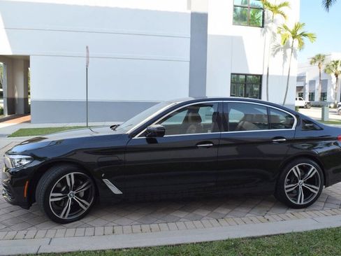 Used 2018 BMW 530e w/ Premium Package 2 RWD image 4