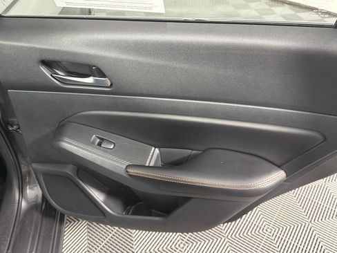 Used 2022 Nissan Altima 2.5 SR FWD image 19