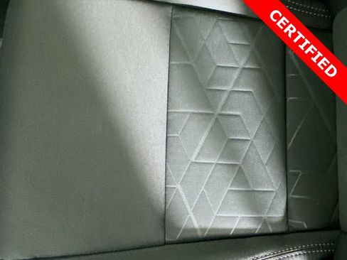 Used 2025 Nissan Frontier SV RWD image 19