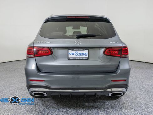 Used 2021 Mercedes-Benz GLC 300 4MATIC image 6