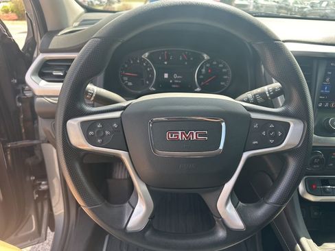 Used 2022 GMC Acadia SLE w/ Driver Convenience Package FWD image 15