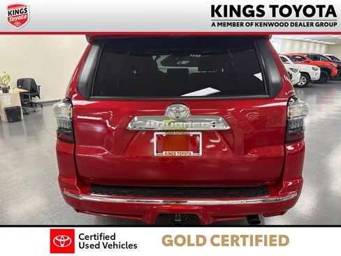 Used 2022 Toyota 4Runner Limited AWD/4WD image 9