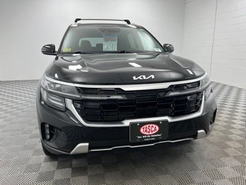Used 2024 Kia Seltos SX w/ SX Sunroof Package AWD/4WD image 4