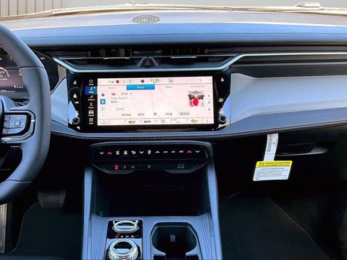 New 2026 Jeep Cherokee Limited image 12