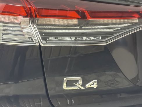 Used 2023 Audi Q4 e-tron Premium Plus w/ Premium Plus RWD image 26