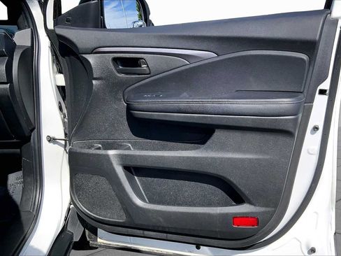 Used 2022 Honda Passport EX-L image 23