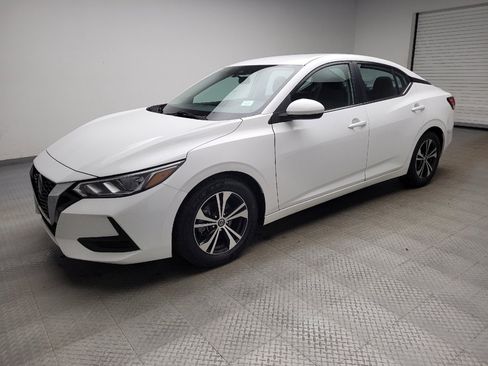 Used 2021 Nissan Sentra SV image 2