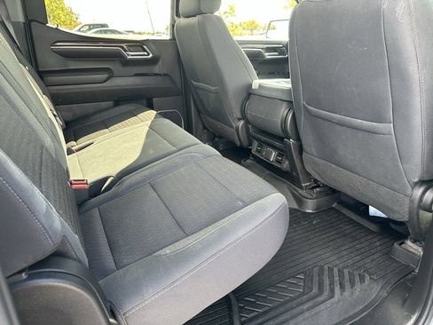 Used 2023 Chevrolet Silverado 1500 RST image 18