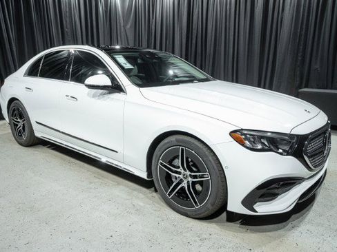 New 2026 Mercedes-Benz E 350 Sedan image 3