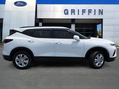 Used 2022 Chevrolet Blazer LT AWD/4WD image 3