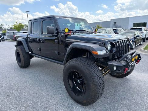 Used 2022 Jeep Gladiator Sport AWD/4WD image 5