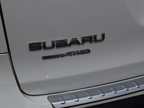 Used 2024 Subaru Ascent Premium w/ Convenience Package AWD/4WD image 11