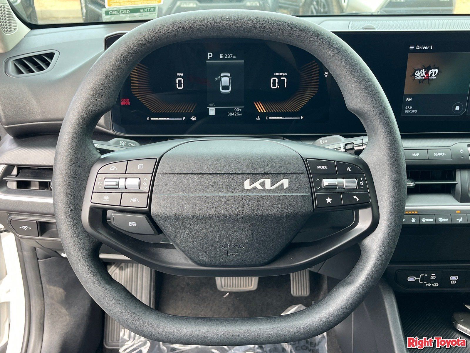 Used 2025 Kia K4 FWD image 21