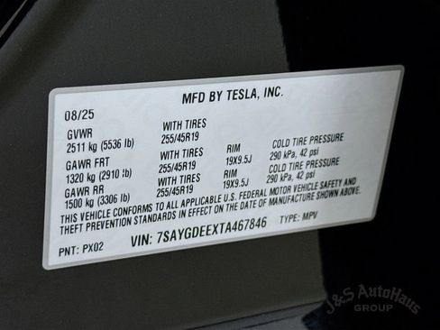 Used 2026 Tesla Model Y Long Range image 40