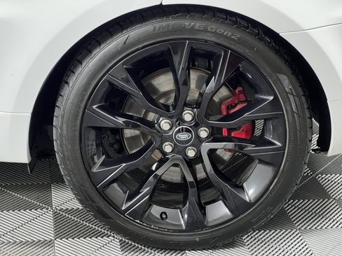 Used 2022 Land Rover Range Rover Sport HST image 14