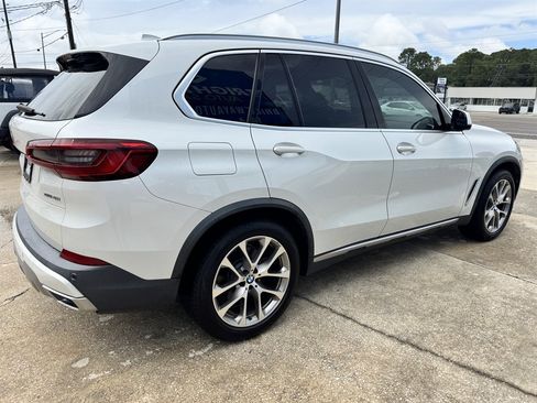 Used 2019 BMW X5 xDrive40i w/ Convenience Package AWD/4WD image 5