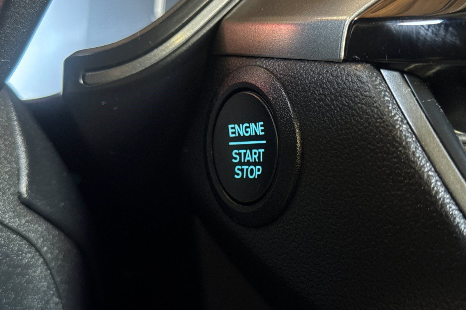 Used 2023 Ford Escape Active FWD image 17