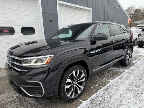 Used 2020 Volkswagen Atlas Cross Sport SEL Premium image 1