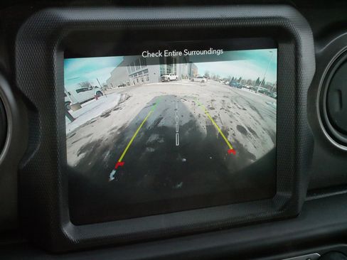 Used 2022 Jeep Wrangler Unlimited Sport image 30