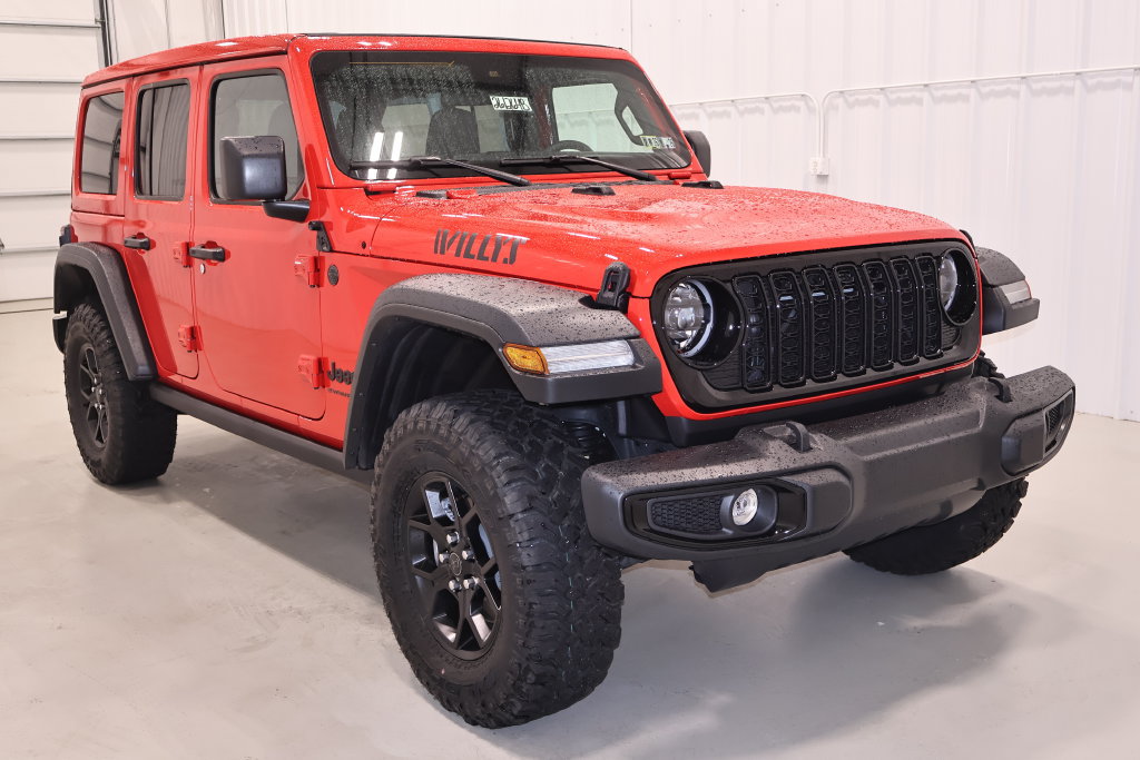 Used 2025 Jeep Wrangler Unlimited Sport AWD/4WD image 3