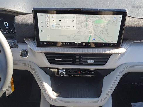 New 2026 Ford Explorer Active w/ Active Comfort Package image 28