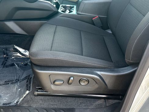Certified 2026 GMC Canyon Elevation w/ Convenience Package AWD/4WD image 19